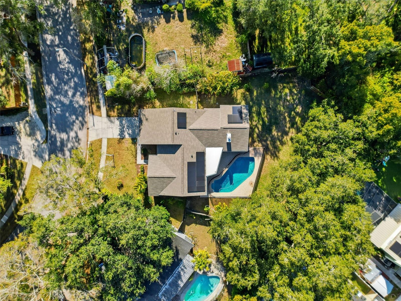 Image 60 of 62 For 915 Woodleaf Way