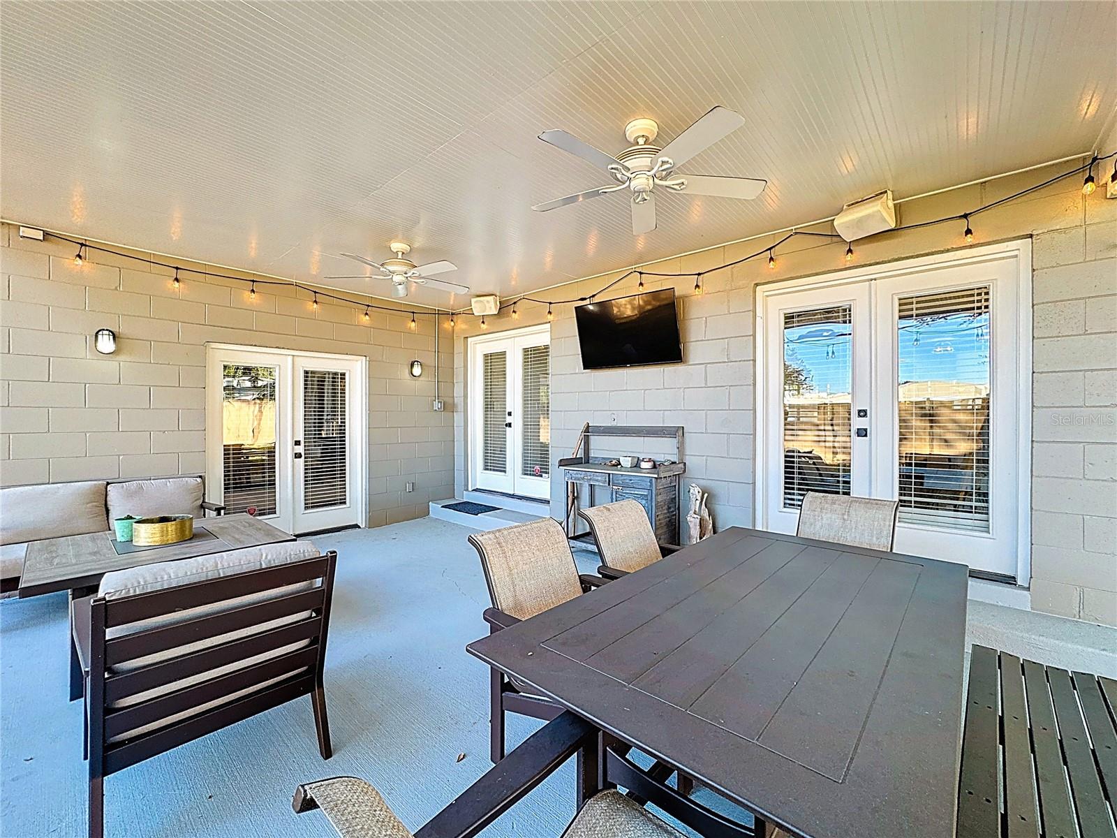 Image 46 of 59 For 3601 Neptune Drive