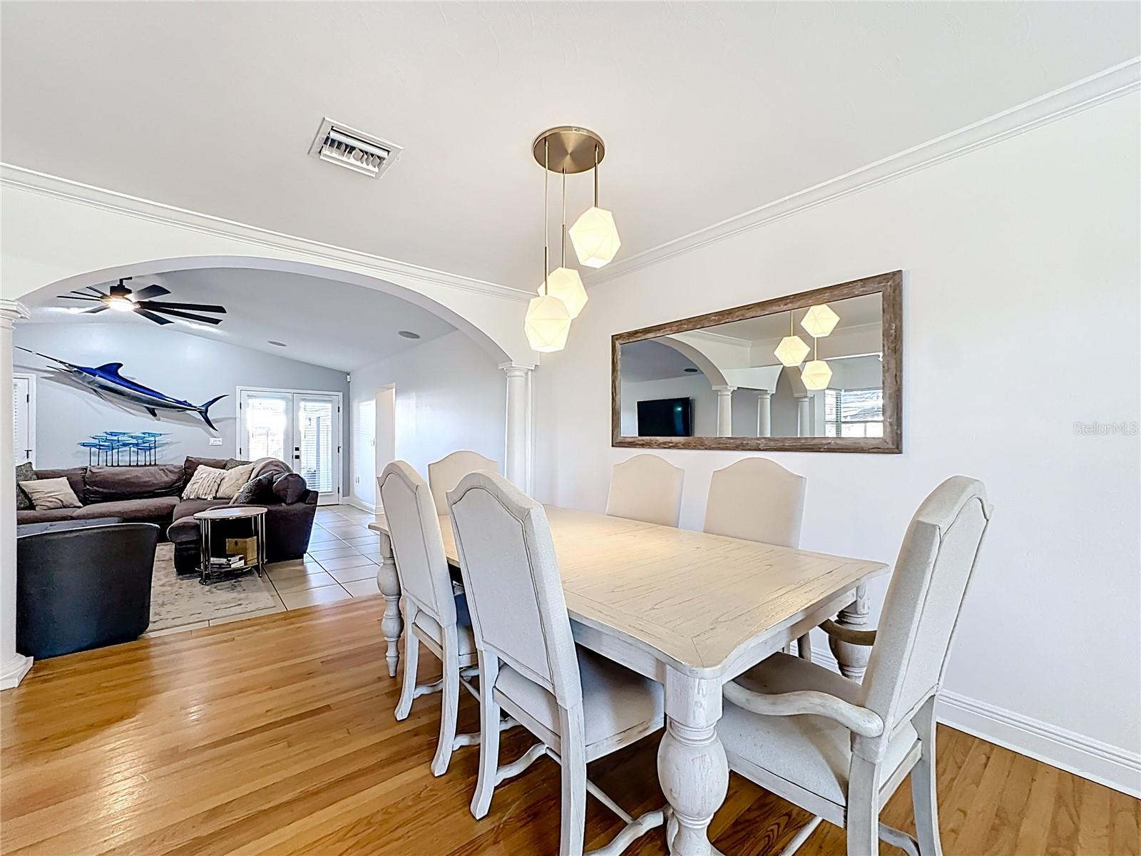 Image 5 of 59 For 3601 Neptune Drive