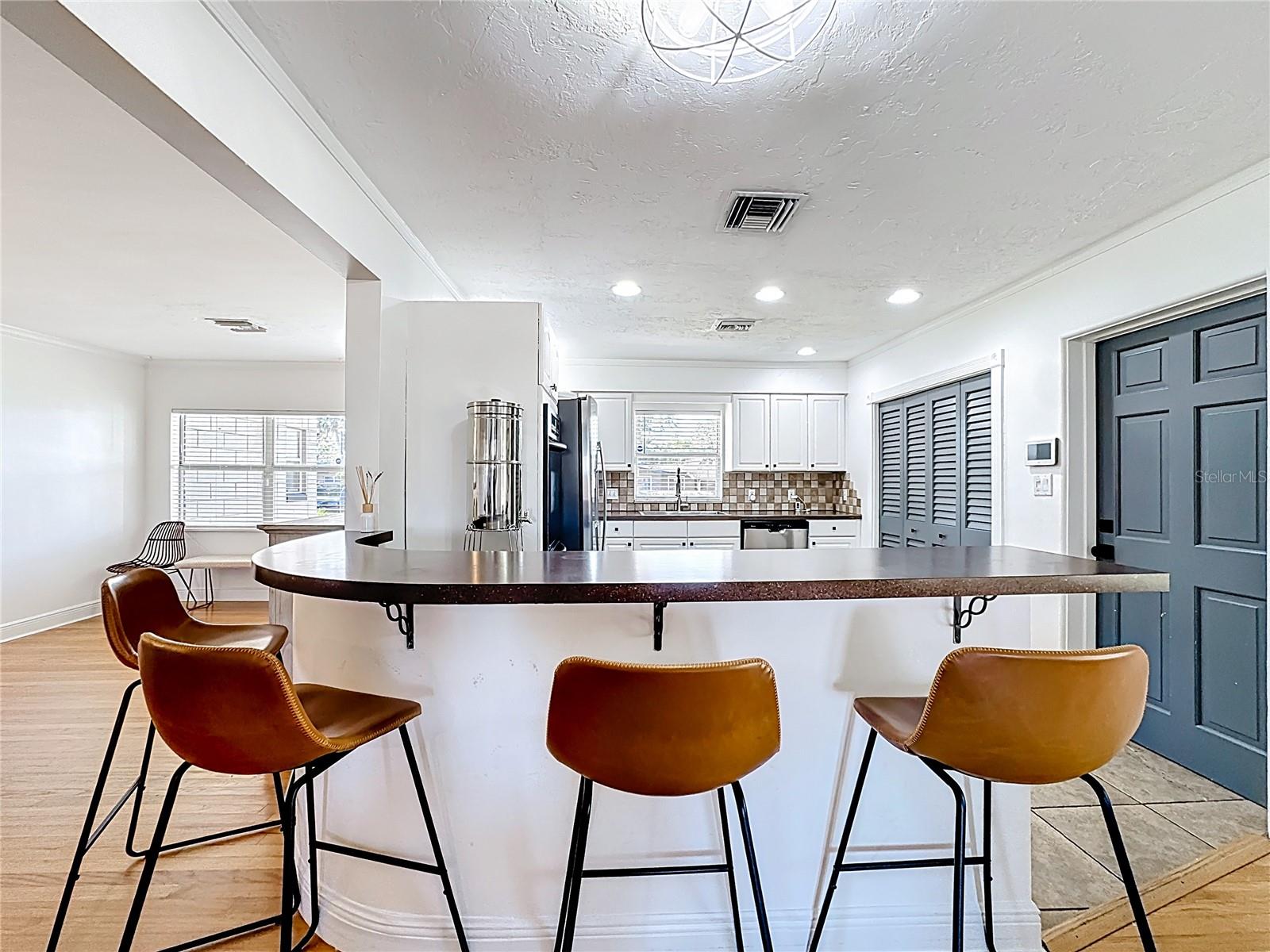 Image 8 of 59 For 3601 Neptune Drive