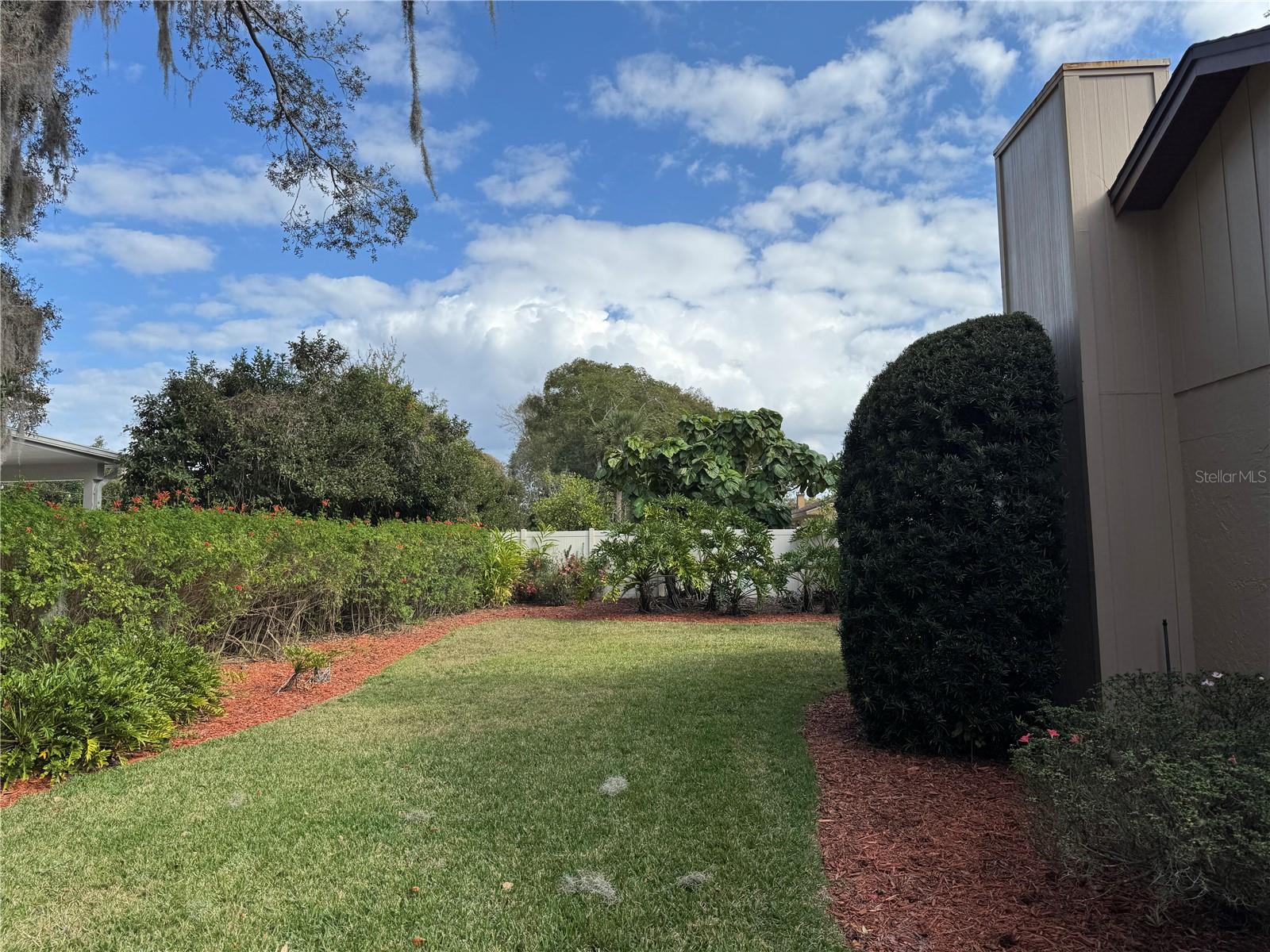 Image 26 of 35 For 8213 Lost Lake Drive