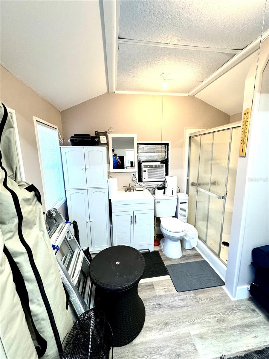 Image 18 of 43 For 2457 St George Drive