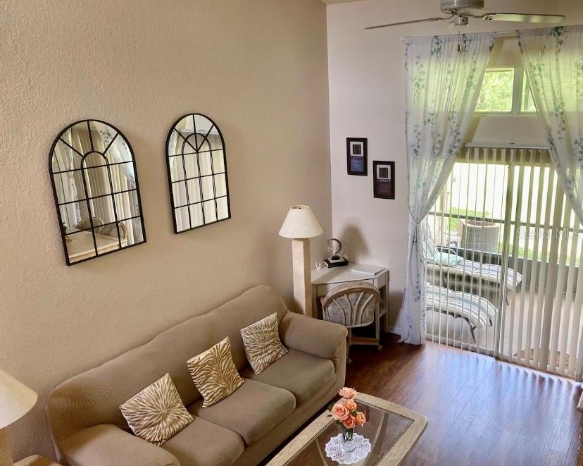 Image 3 of 15 For 3161 Tamarind Circle