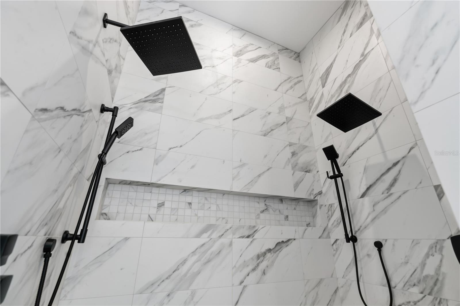 Image 41 of 95 For 15548 Pendio Drive