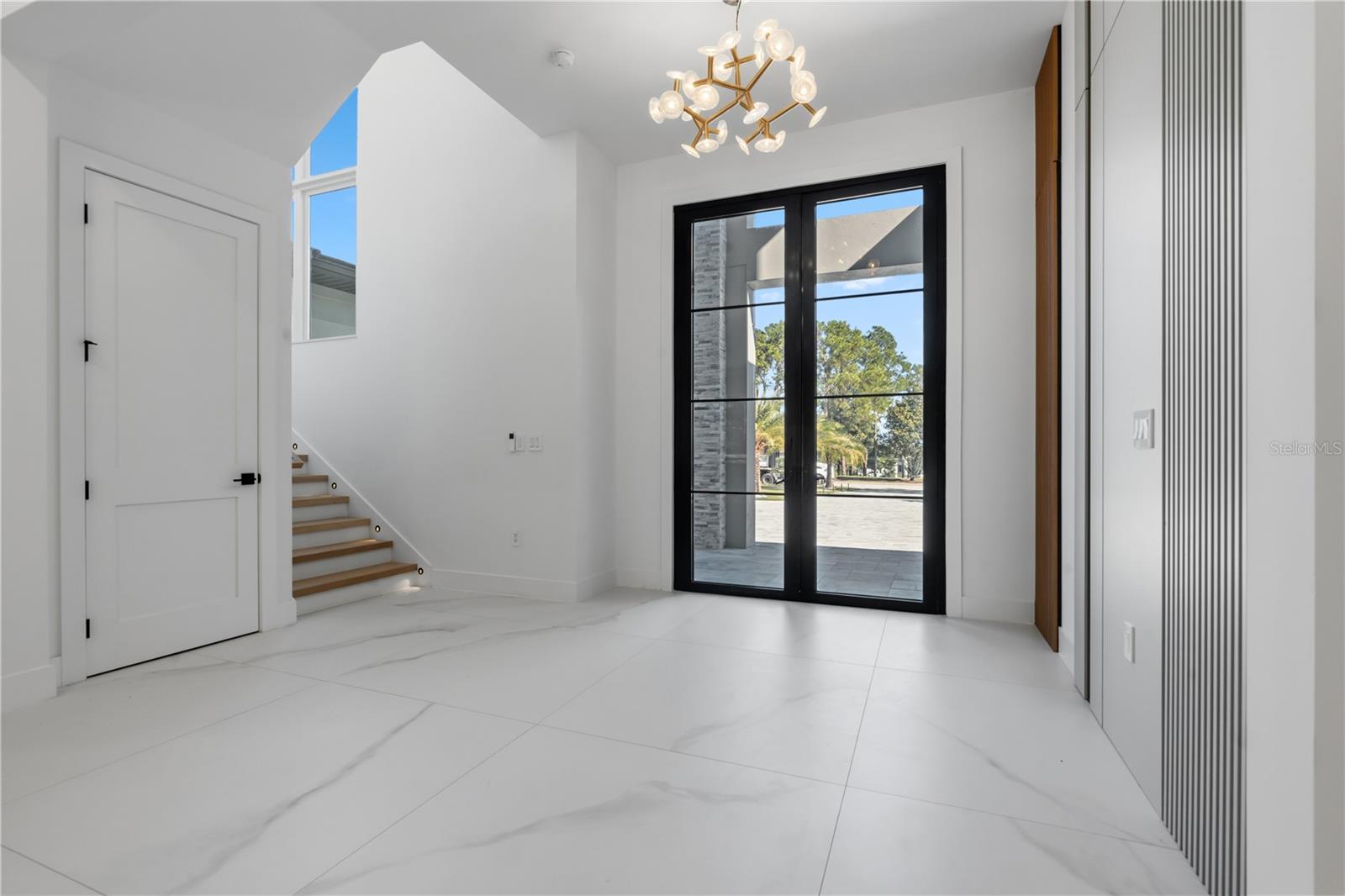 Image 44 of 95 For 15548 Pendio Drive