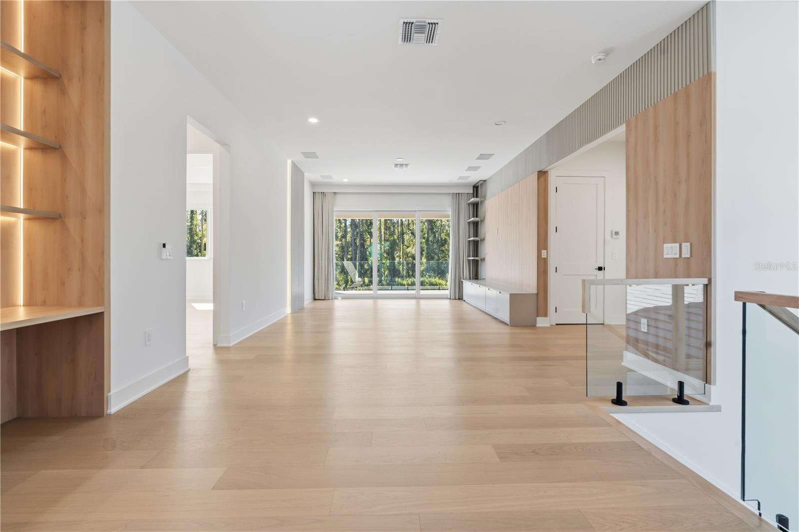 Image 48 of 95 For 15548 Pendio Drive