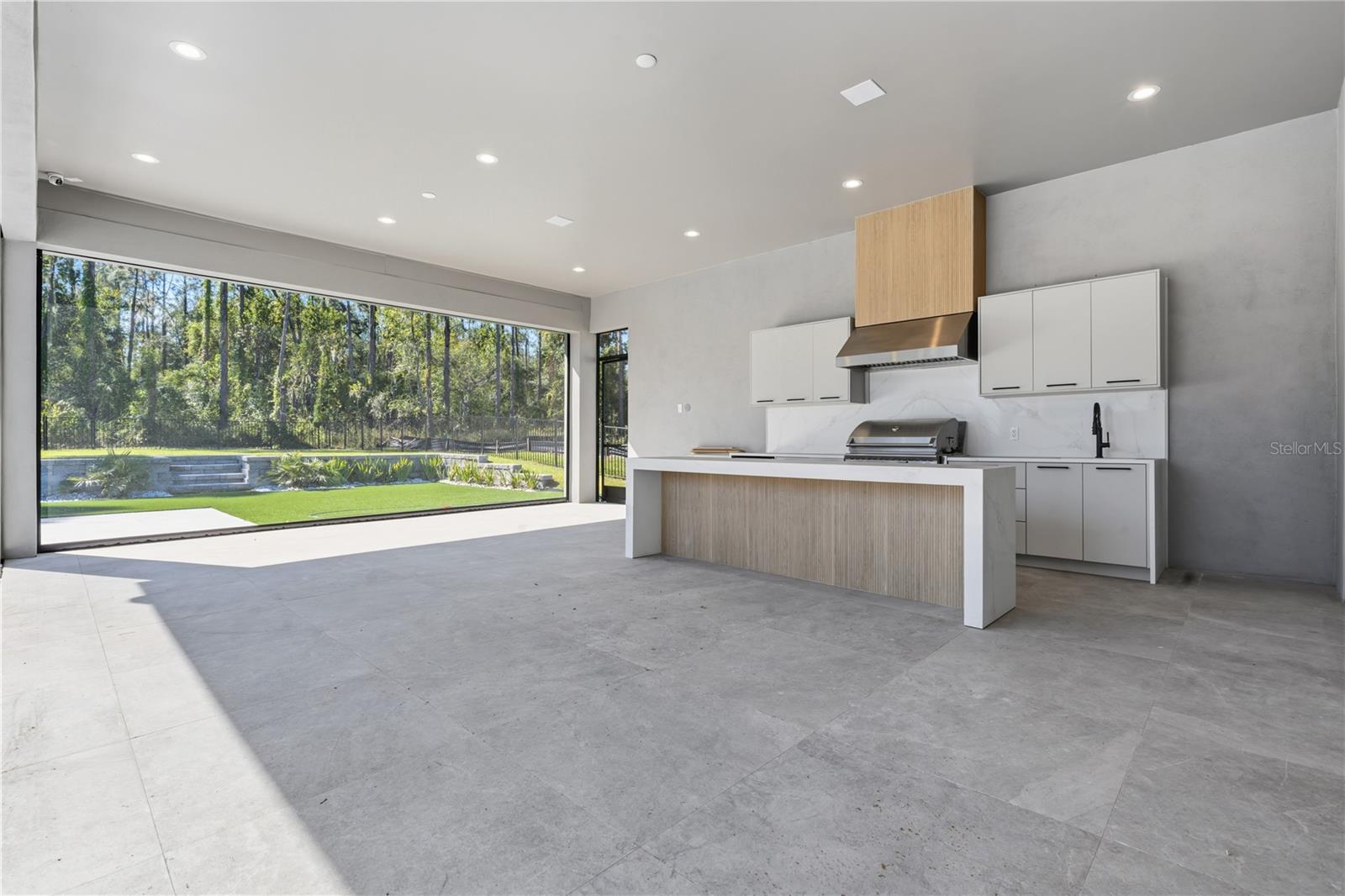 Image 66 of 95 For 15548 Pendio Drive