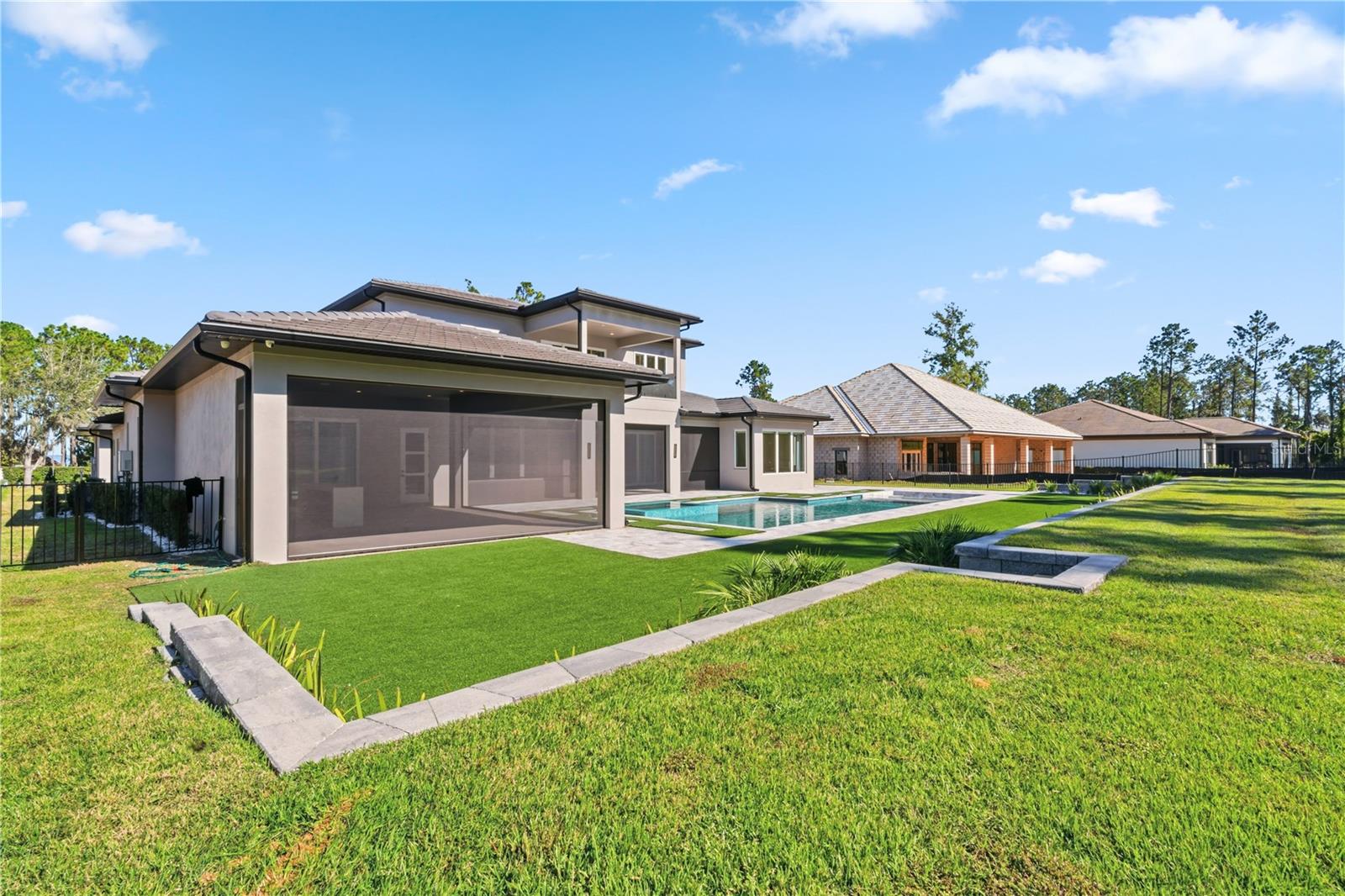 Image 72 of 95 For 15548 Pendio Drive