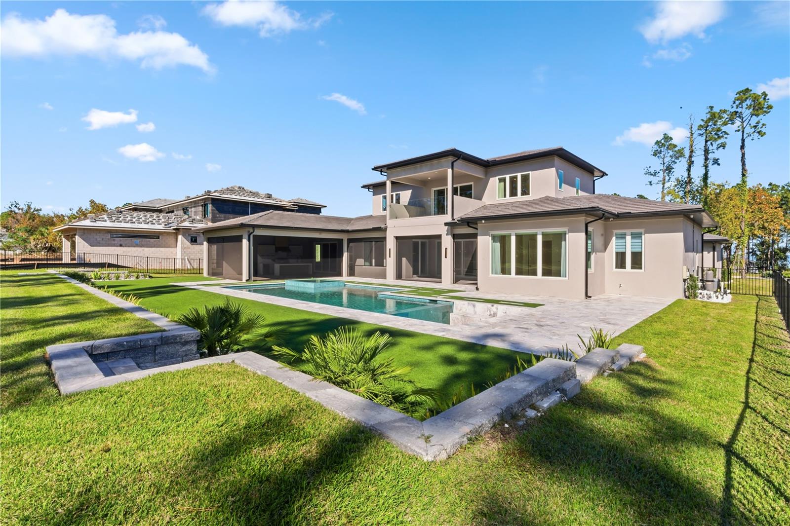 Image 76 of 95 For 15548 Pendio Drive