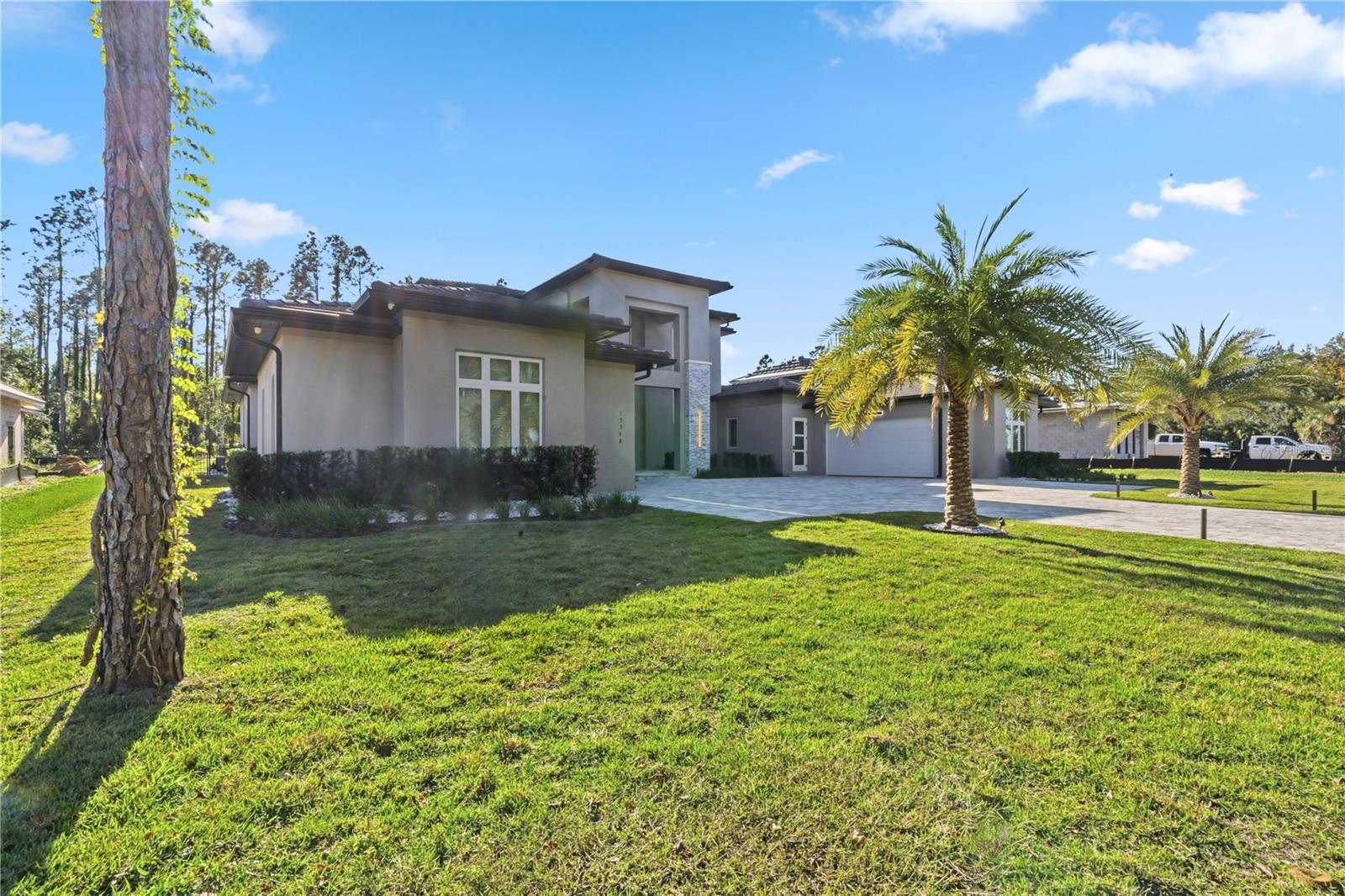 Image 78 of 95 For 15548 Pendio Drive