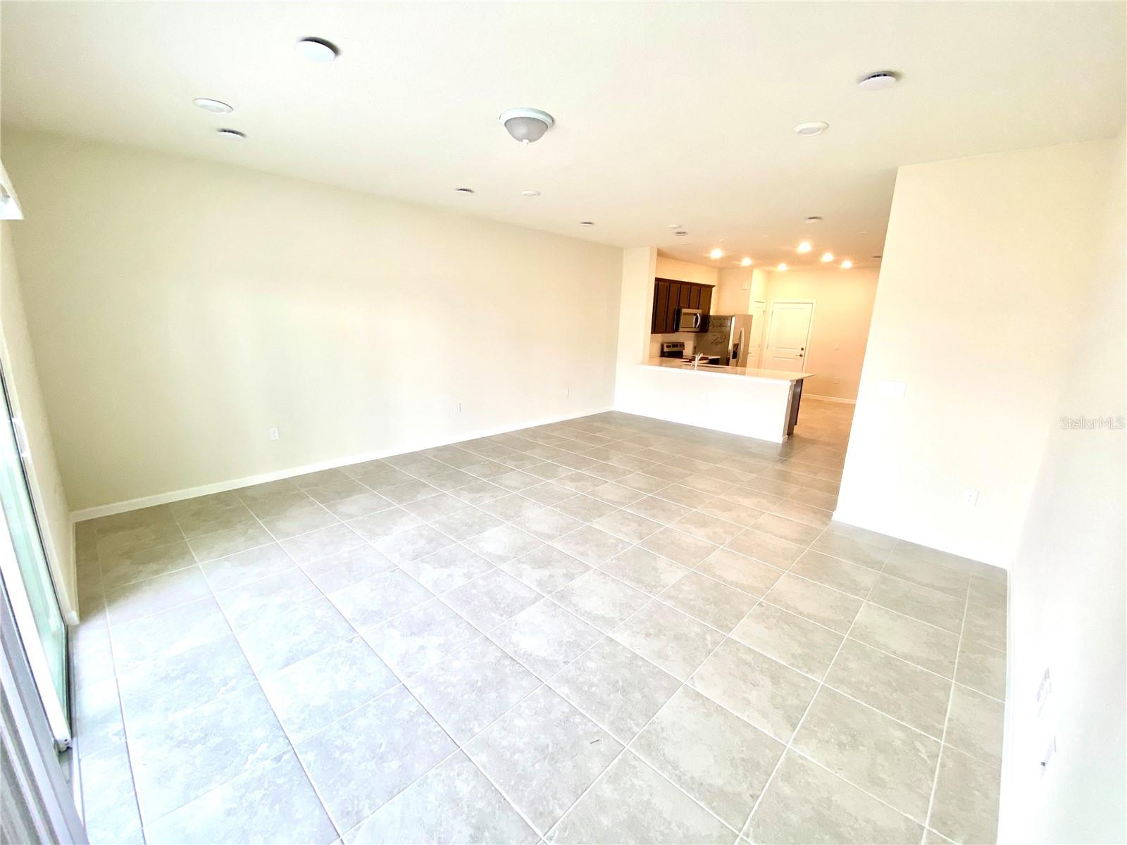 Image 10 of 21 For 2843 Stunning Avenue