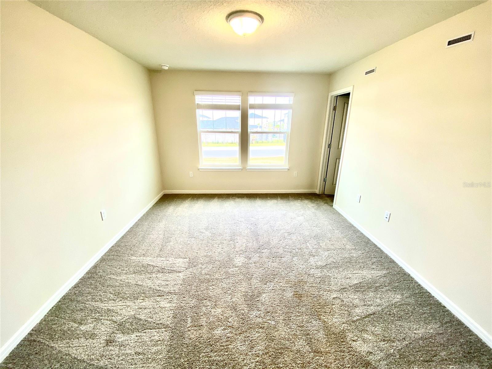 Image 12 of 21 For 2843 Stunning Avenue