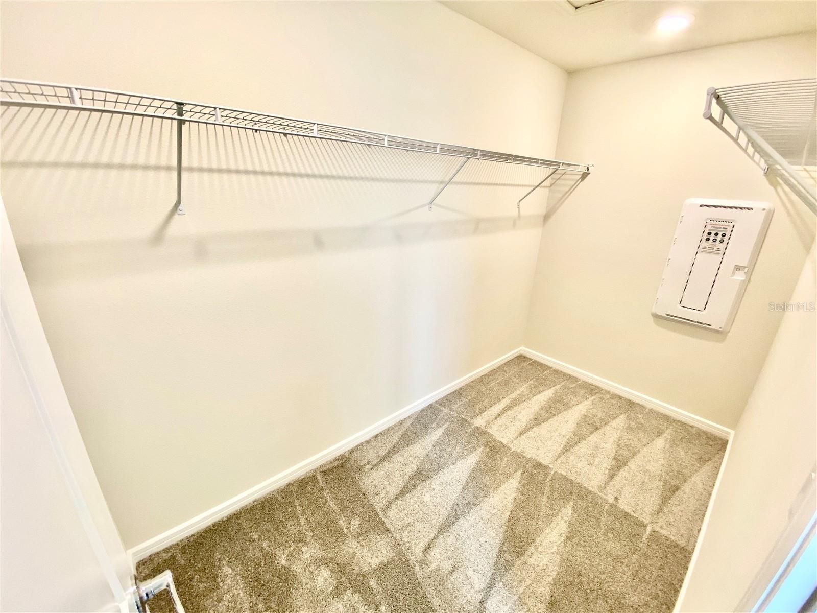 Image 14 of 21 For 2843 Stunning Avenue