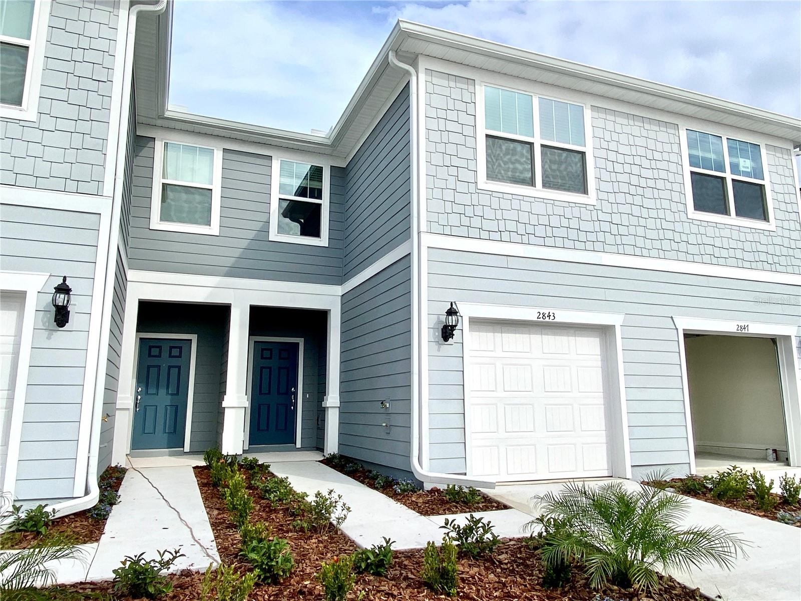 Image 2 of 21 For 2843 Stunning Avenue