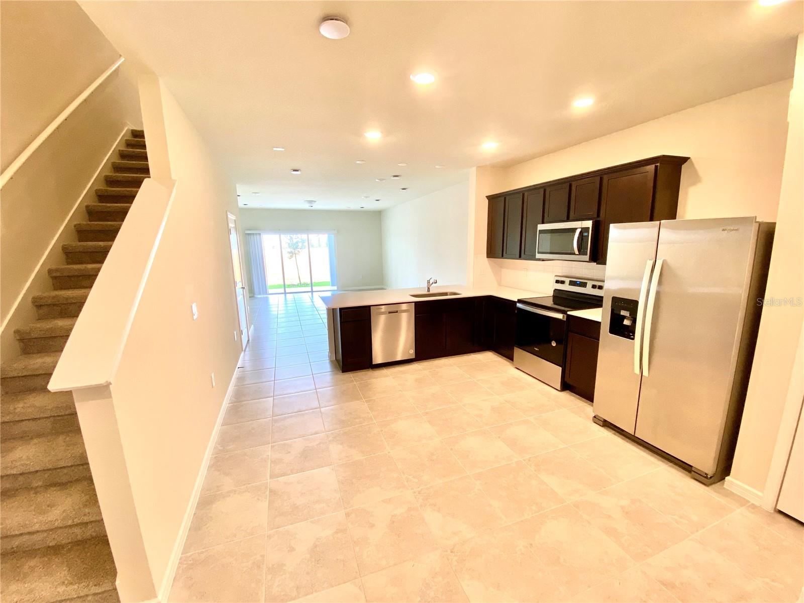 Image 7 of 21 For 2843 Stunning Avenue