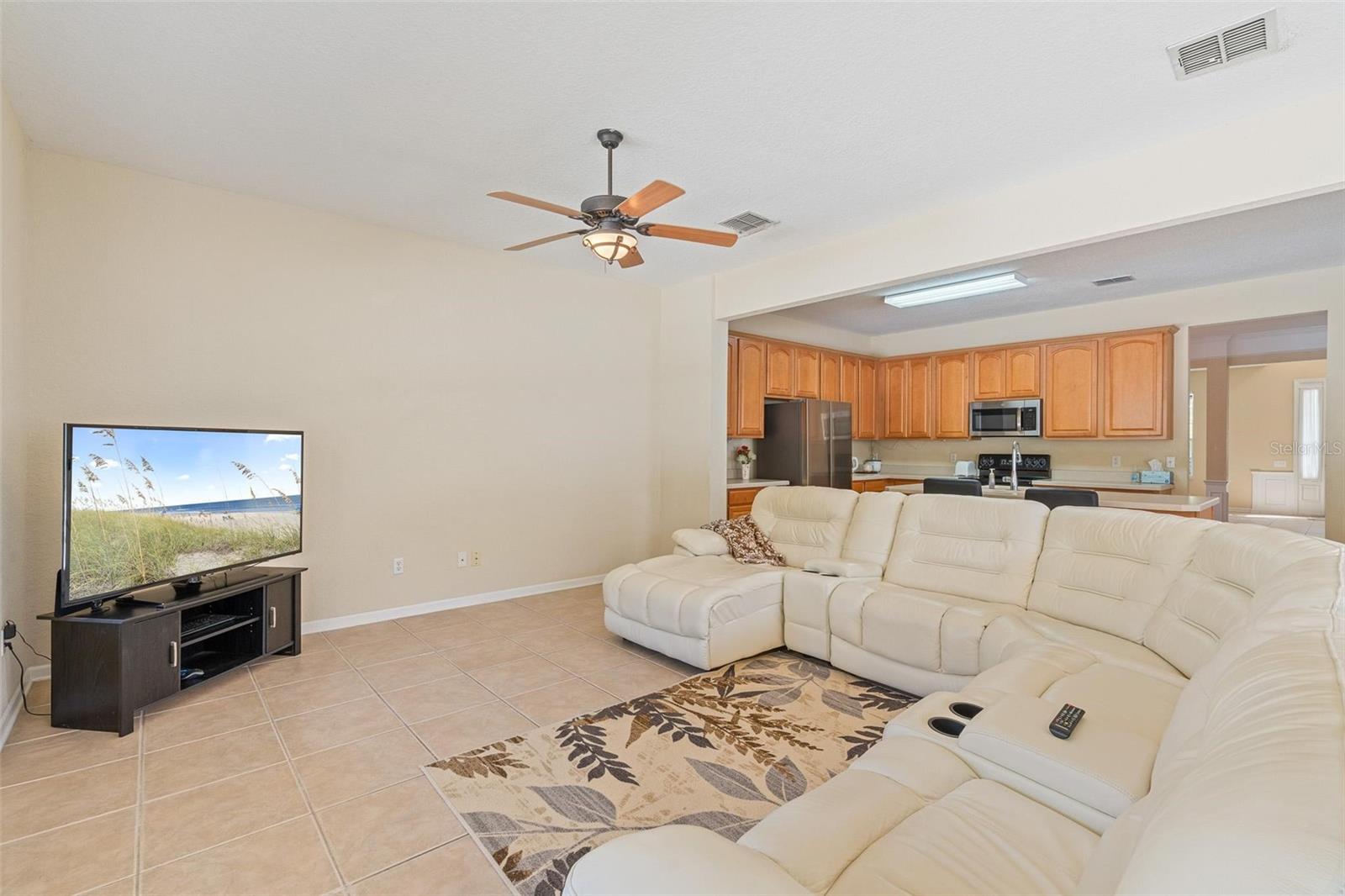 Image 15 of 47 For 8650 Abbotsbury Drive