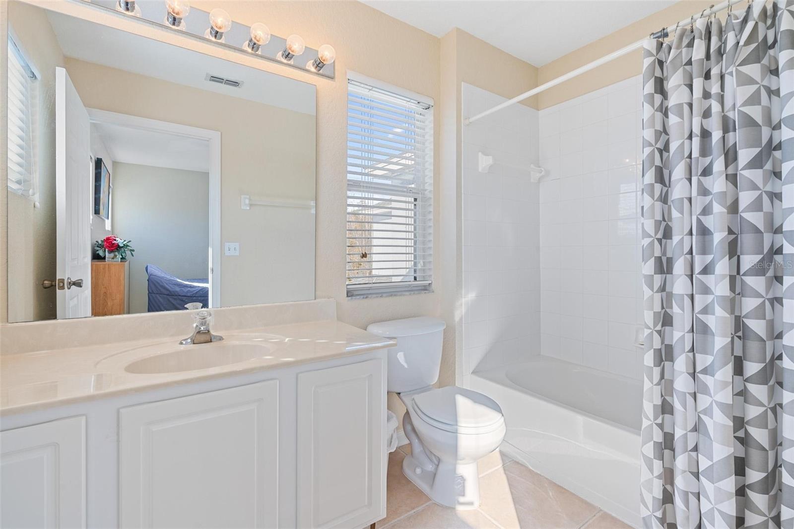 Image 18 of 47 For 8650 Abbotsbury Drive