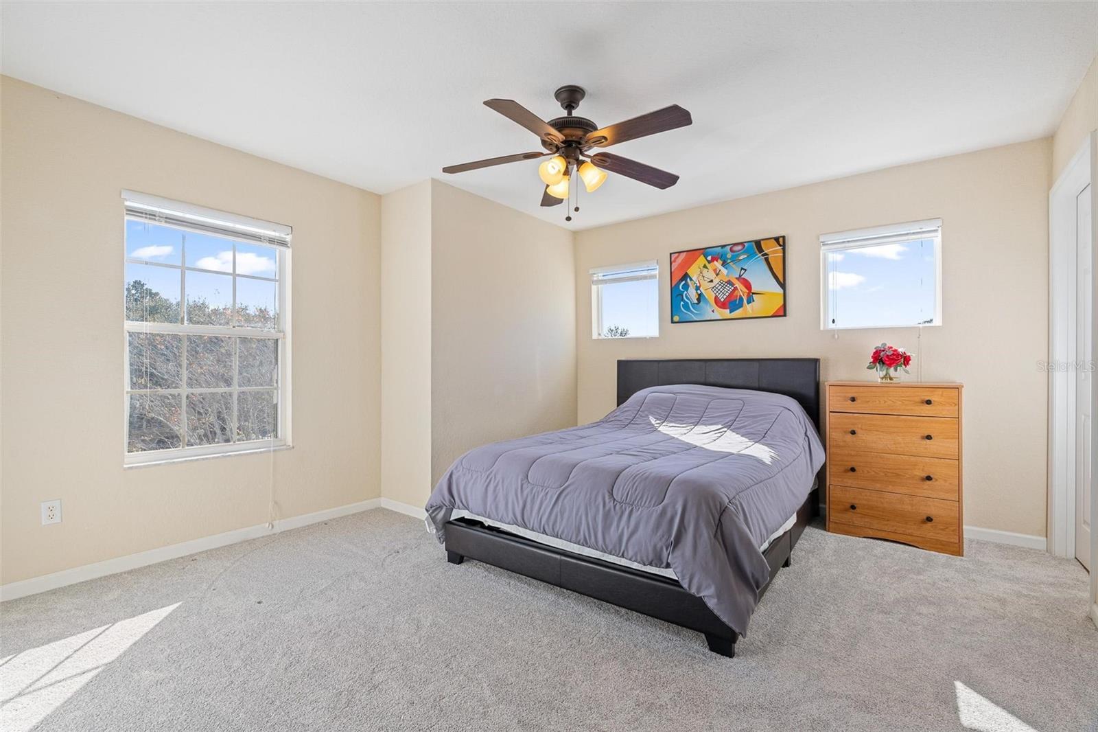 Image 20 of 47 For 8650 Abbotsbury Drive