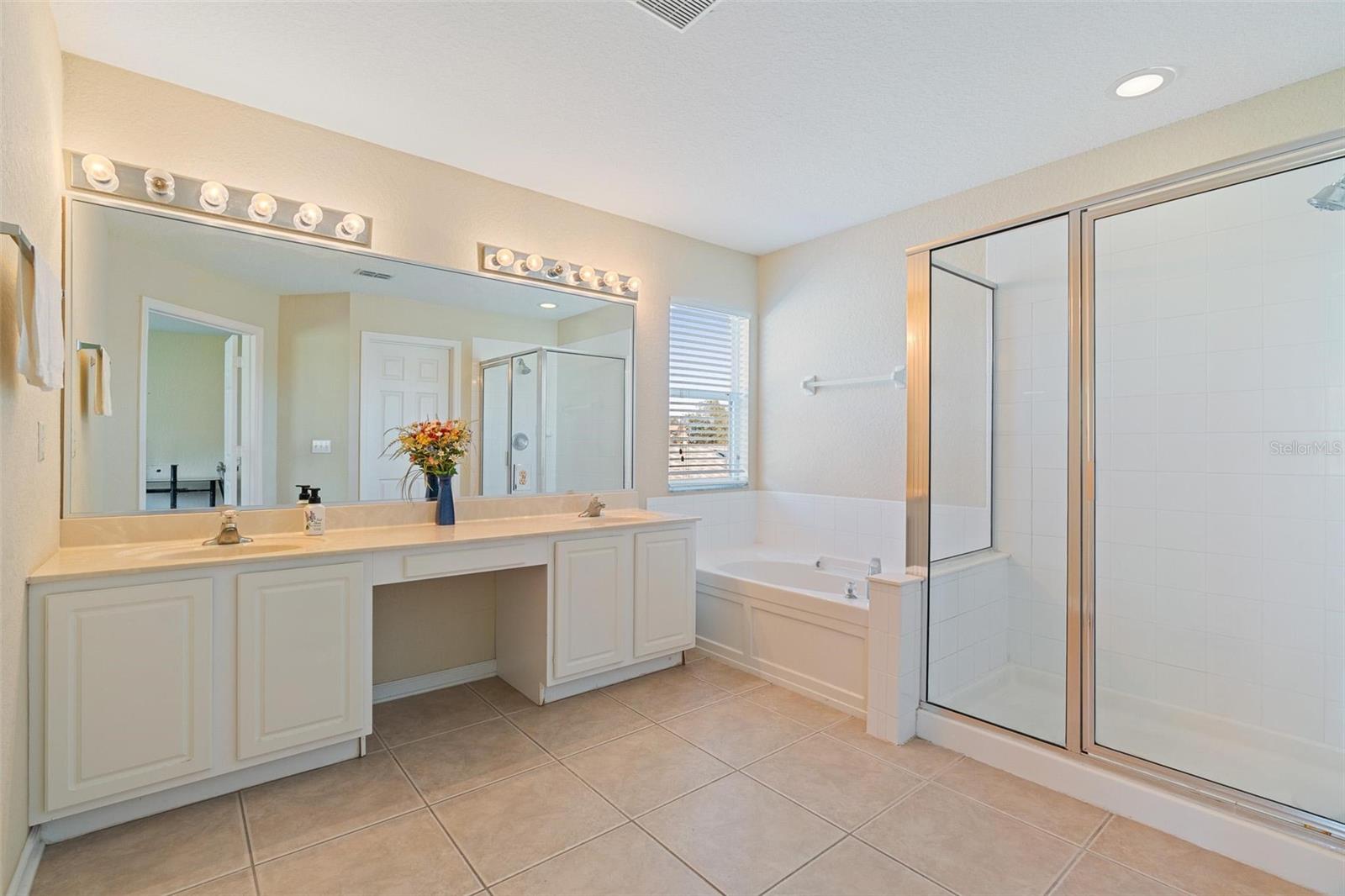 Image 27 of 47 For 8650 Abbotsbury Drive