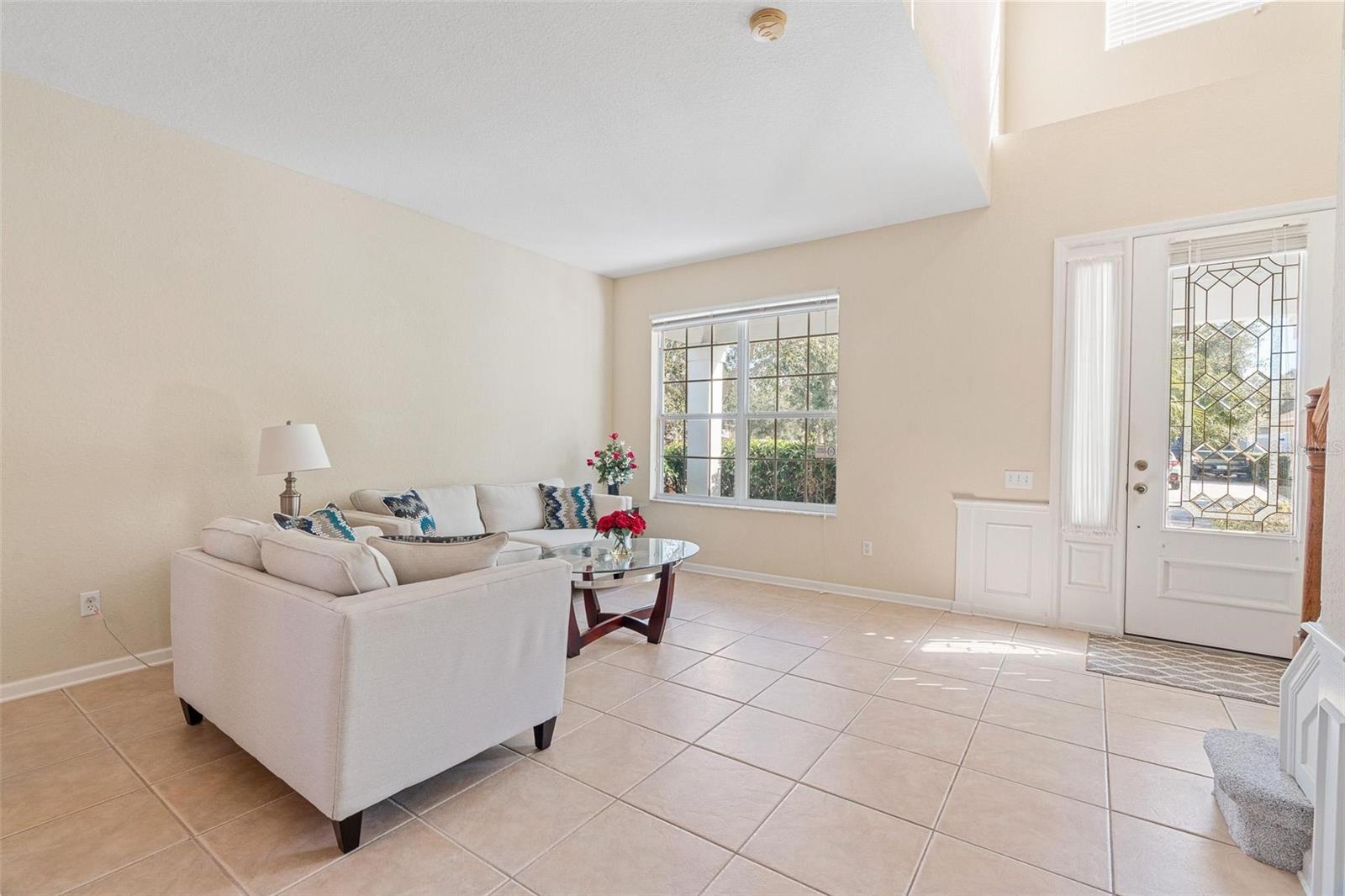 Image 5 of 47 For 8650 Abbotsbury Drive