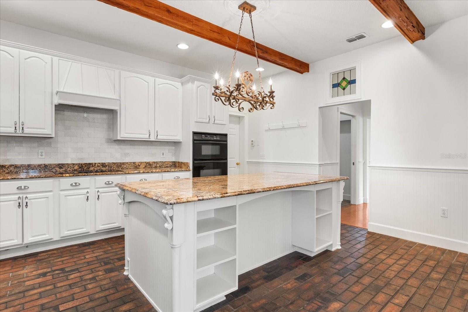 Image 10 of 48 For 308 Forest Haven Drive