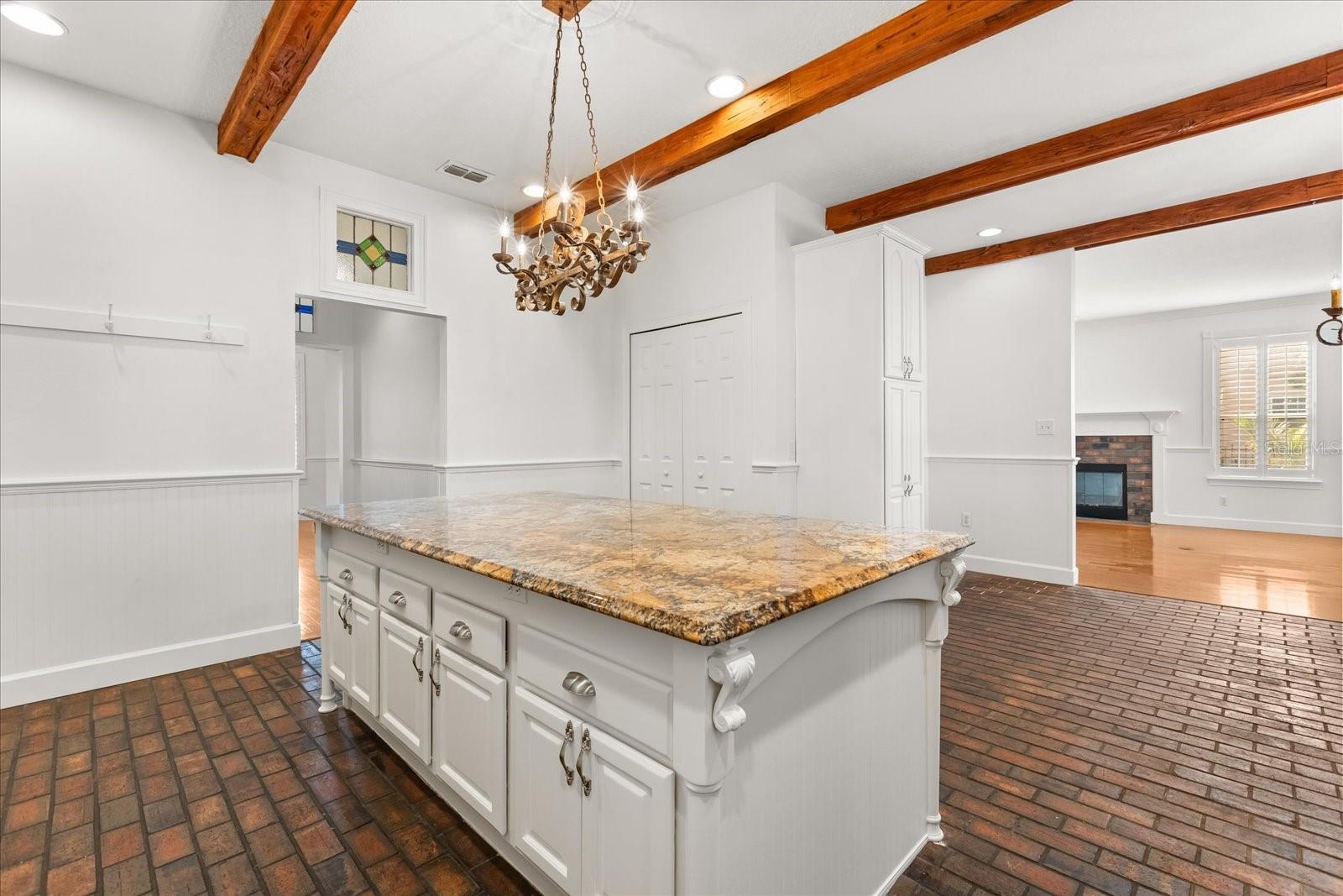 Image 12 of 48 For 308 Forest Haven Drive