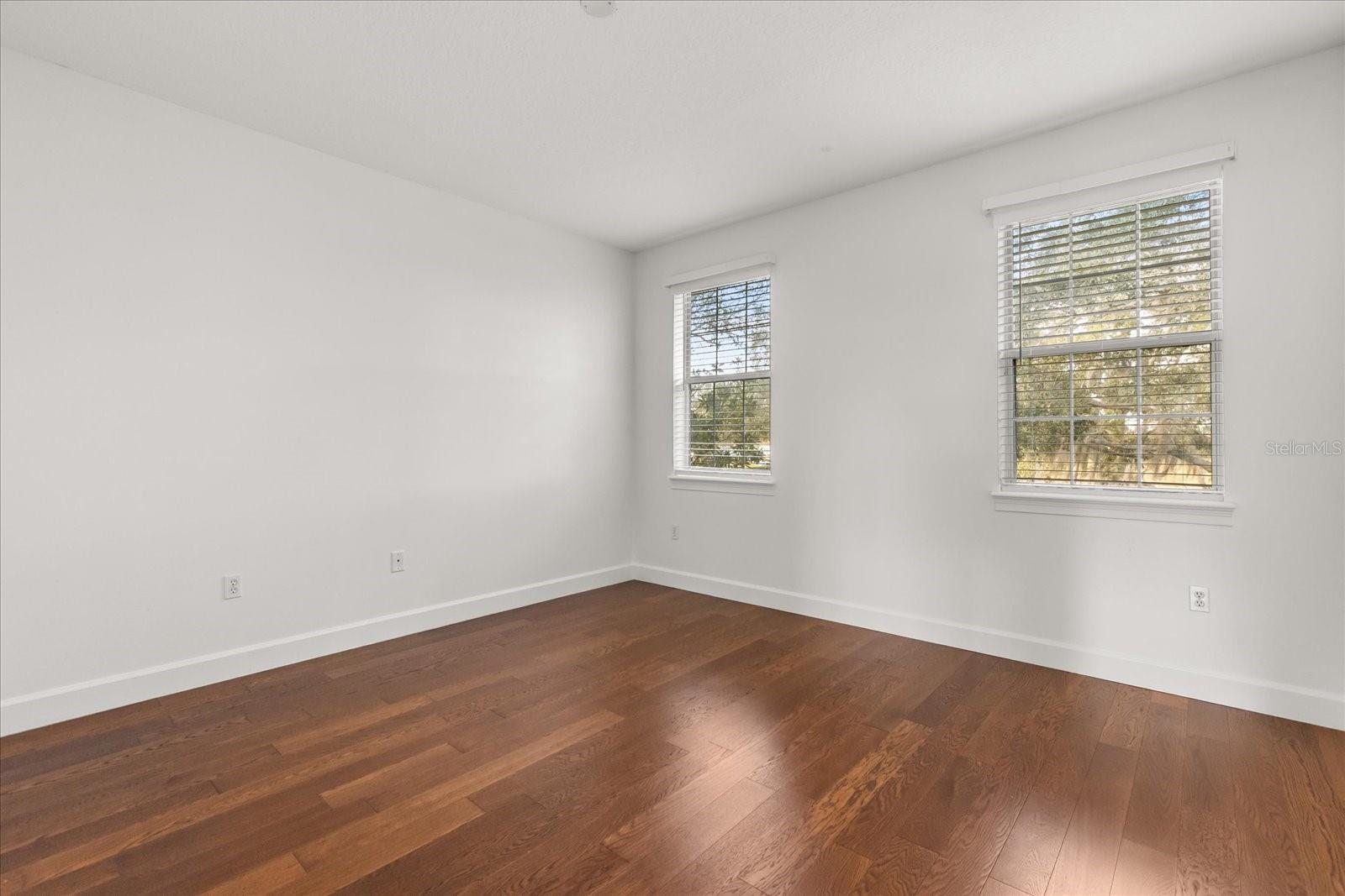 Image 17 of 48 For 308 Forest Haven Drive