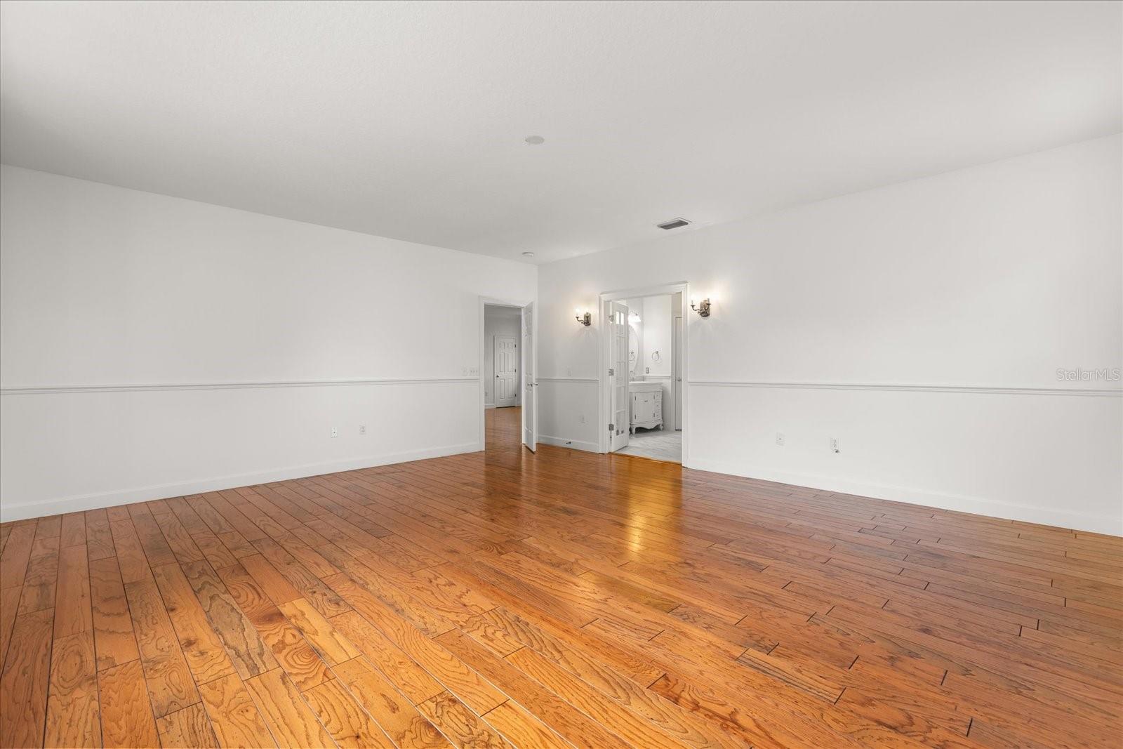 Image 25 of 48 For 308 Forest Haven Drive