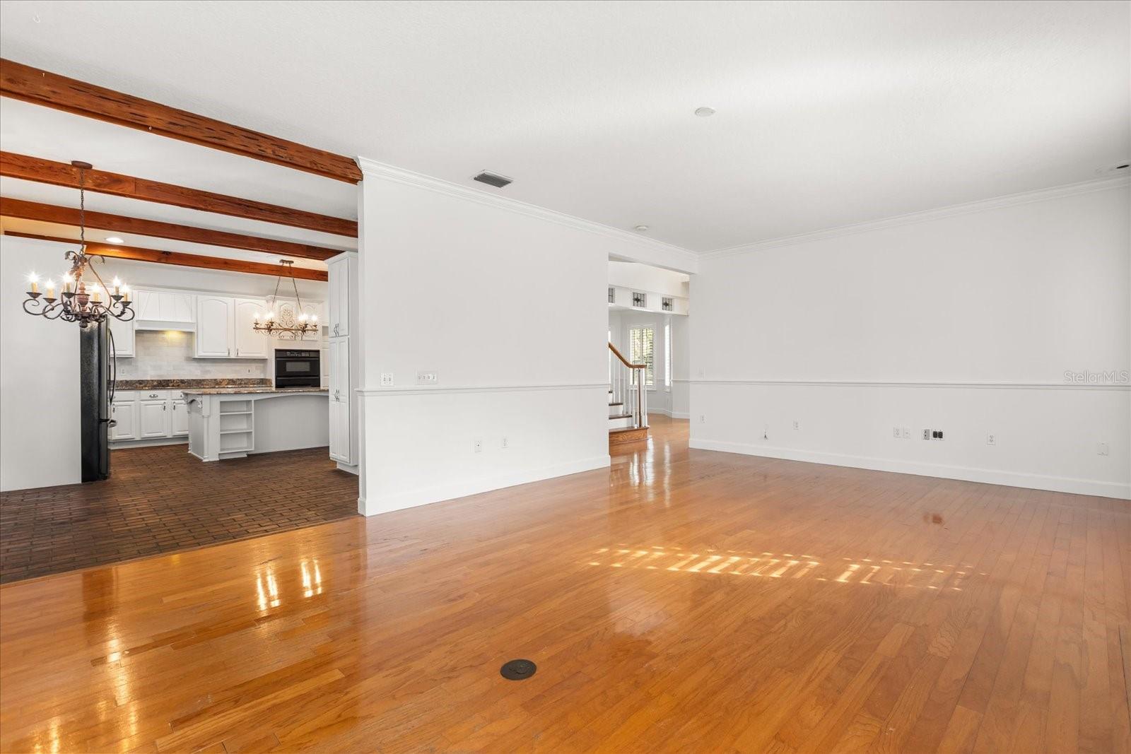 Image 8 of 48 For 308 Forest Haven Drive