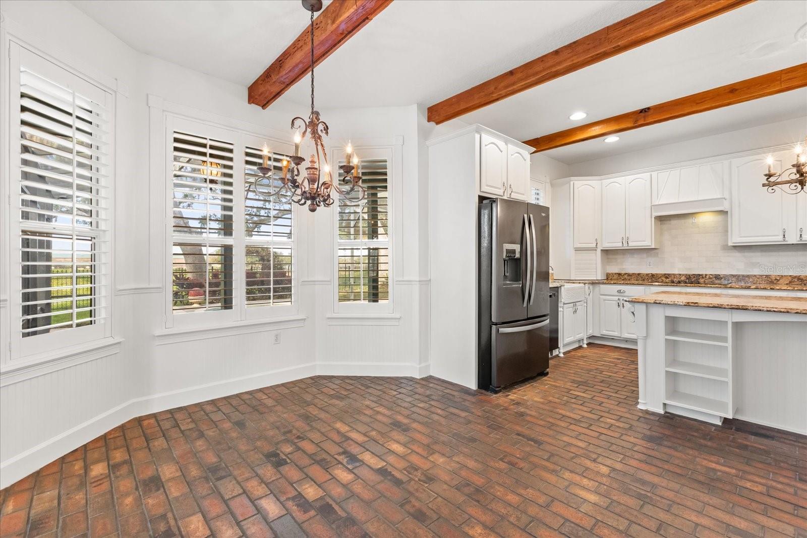 Image 9 of 48 For 308 Forest Haven Drive