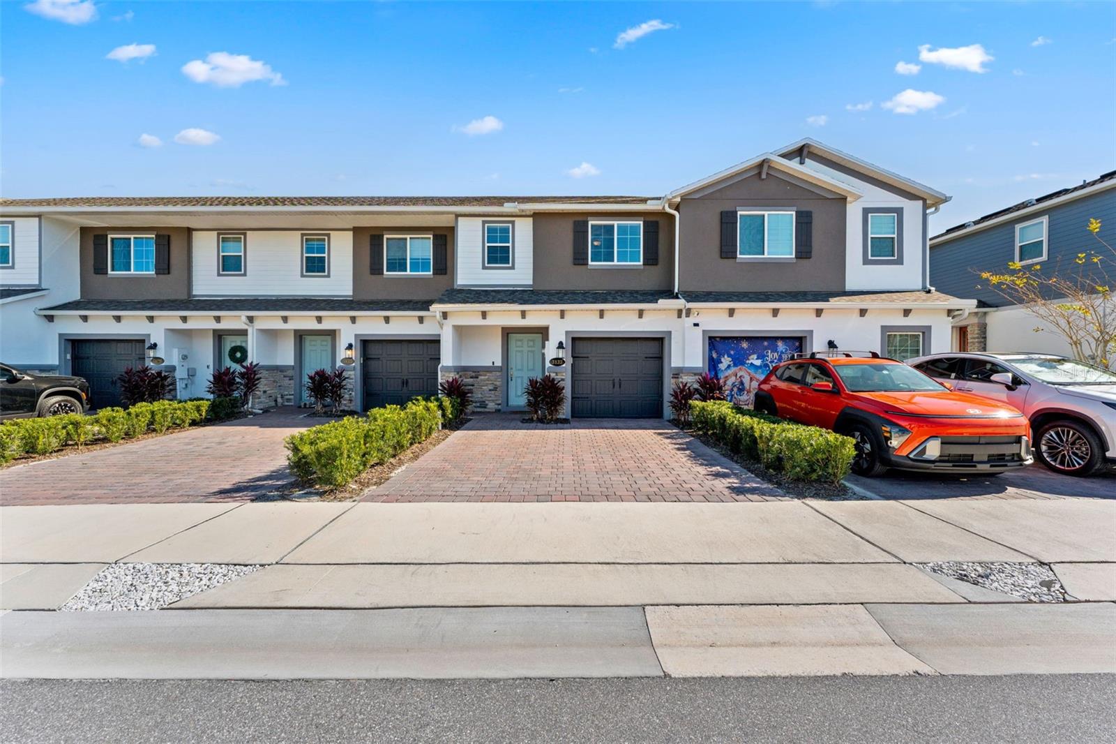 Image 2 of 40 For 3137 Riverboat Way