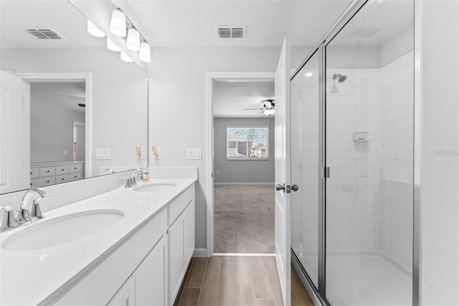 Image 26 of 40 For 3137 Riverboat Way