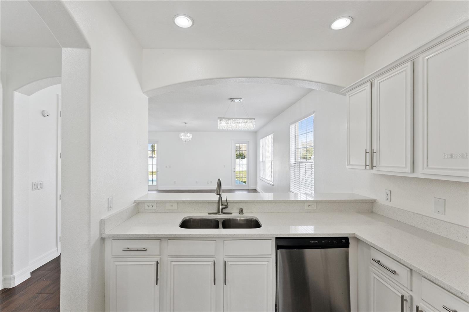 Image 12 of 37 For 14324 Fieldstone Lake Way