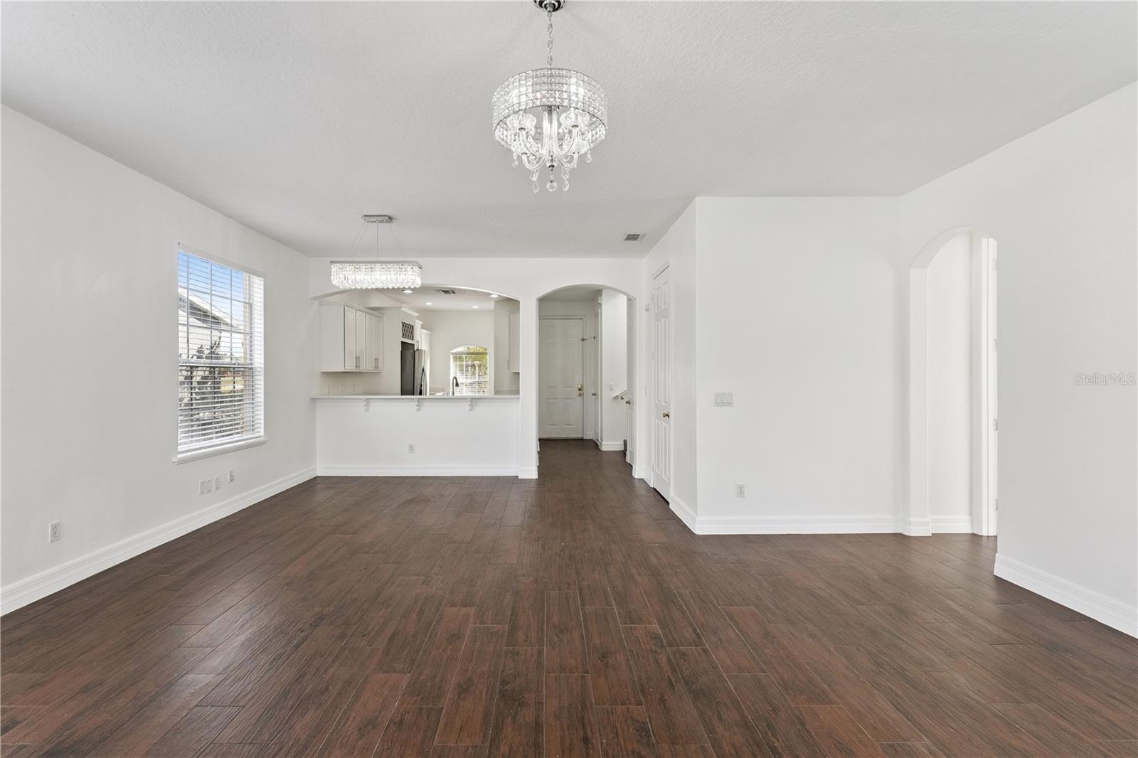 Image 5 of 37 For 14324 Fieldstone Lake Way