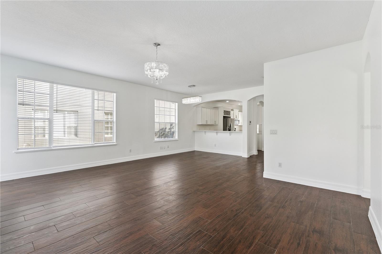 Image 9 of 37 For 14324 Fieldstone Lake Way