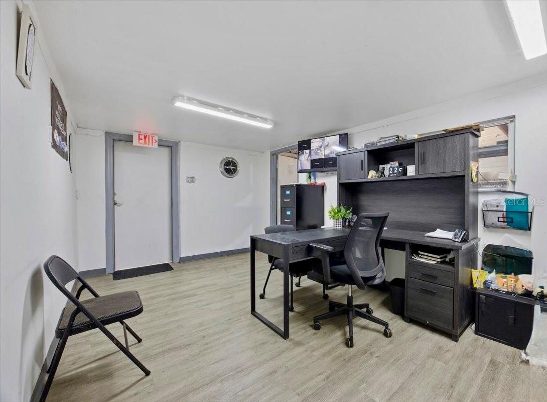 Image 11 of 14 For 2596 Michigan Ave