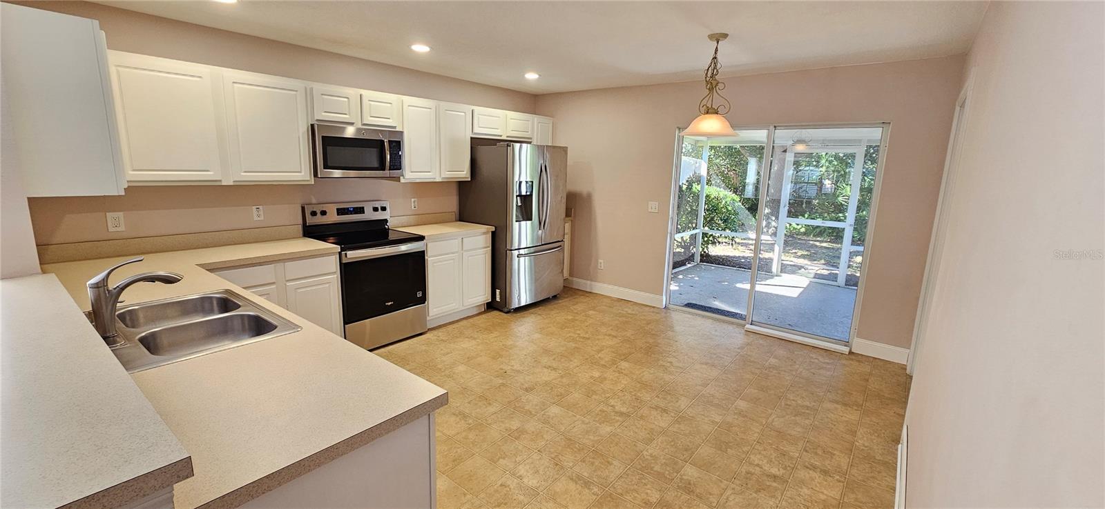 Image 4 of 23 For 15605 Perdido Drive