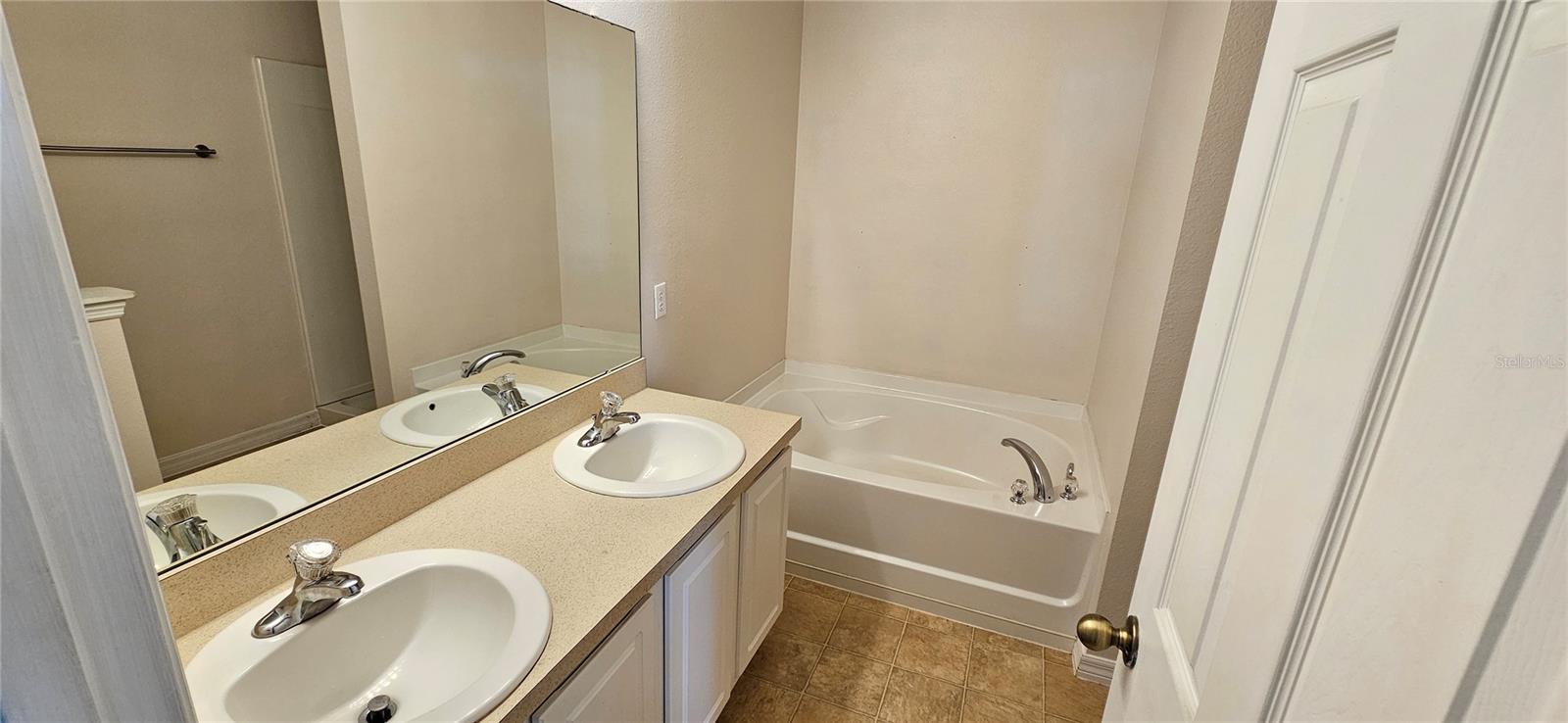 Image 9 of 23 For 15605 Perdido Drive