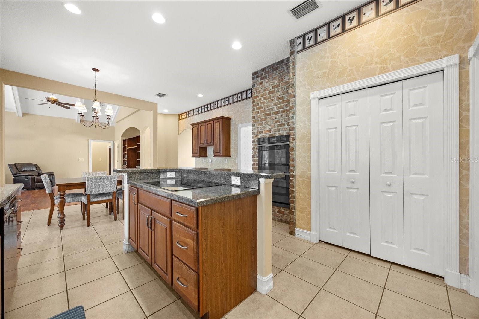 Image 18 of 55 For 3430 Celery Avenue