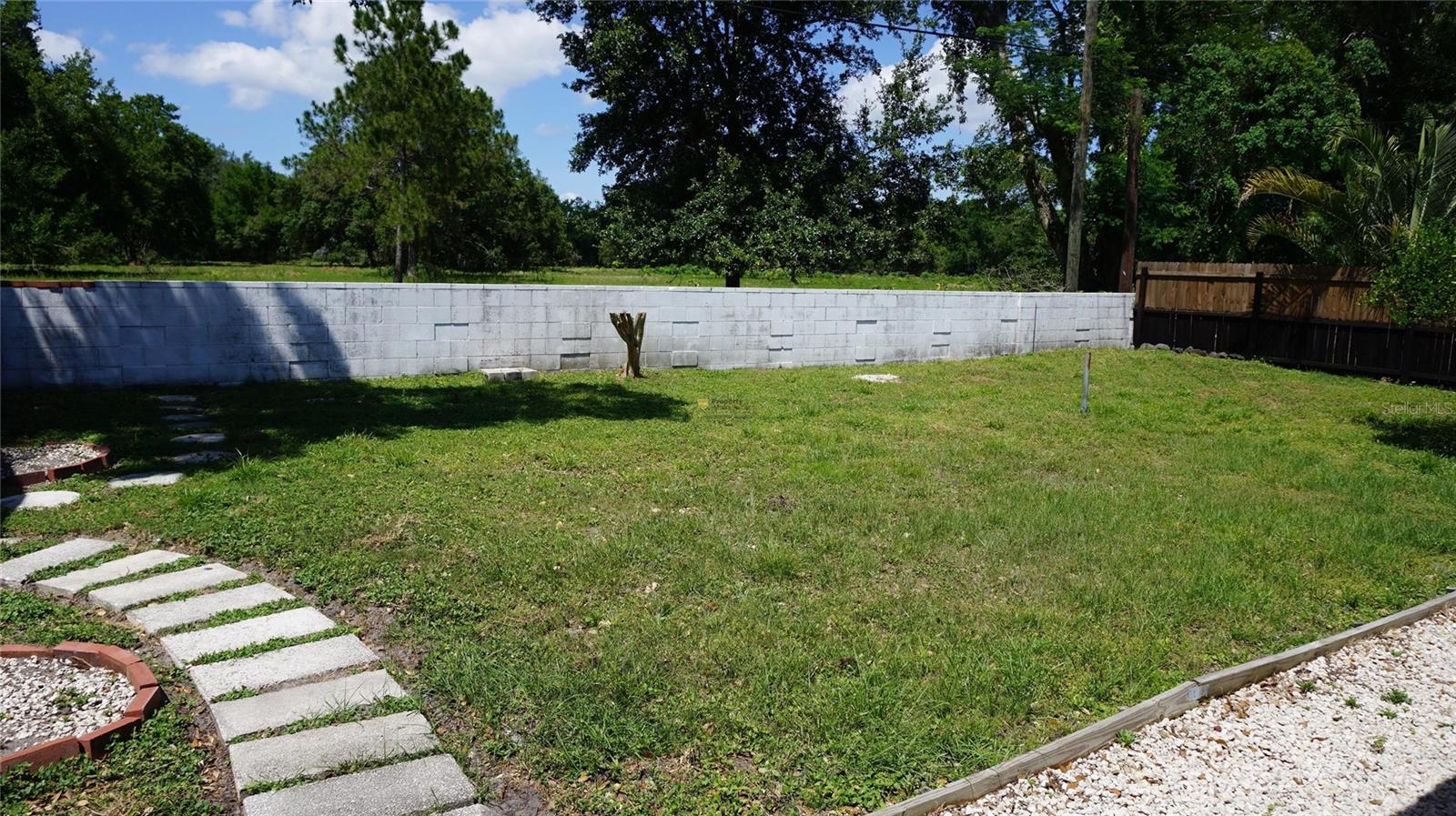 Image 18 of 21 For 1527 Leeway Avenue