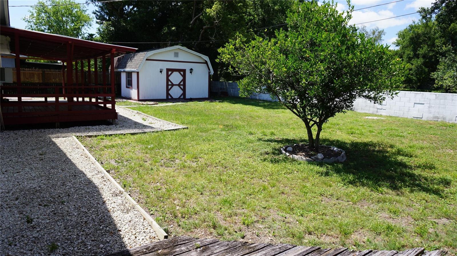 Image 19 of 21 For 1527 Leeway Avenue