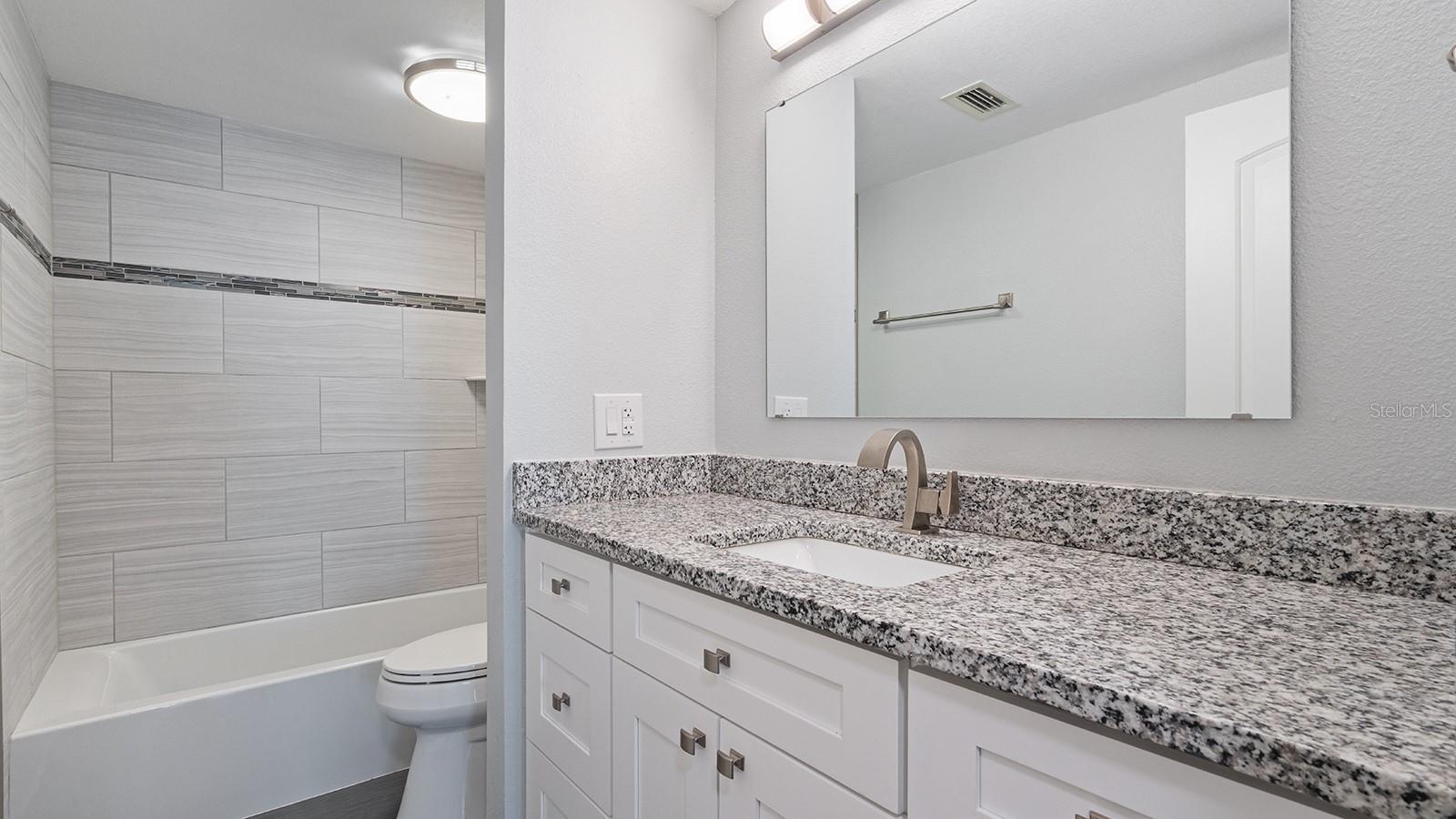 Image 21 of 35 For 670 Lake Villas Drive C