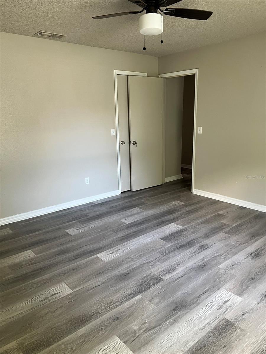 Image 13 of 29 For 319 Eaton Street