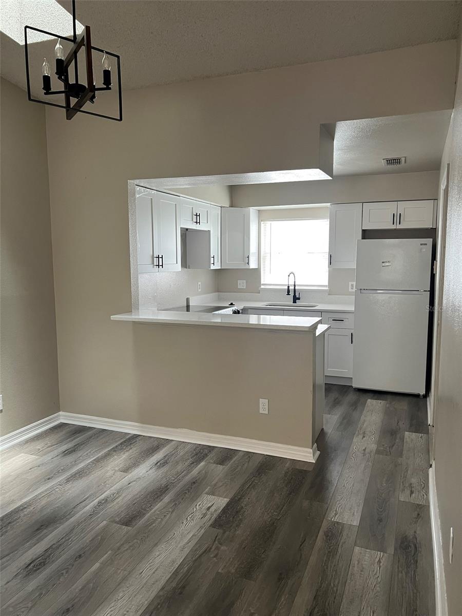 Image 3 of 29 For 319 Eaton Street