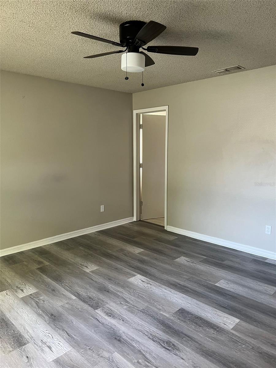 Image 5 of 29 For 319 Eaton Street