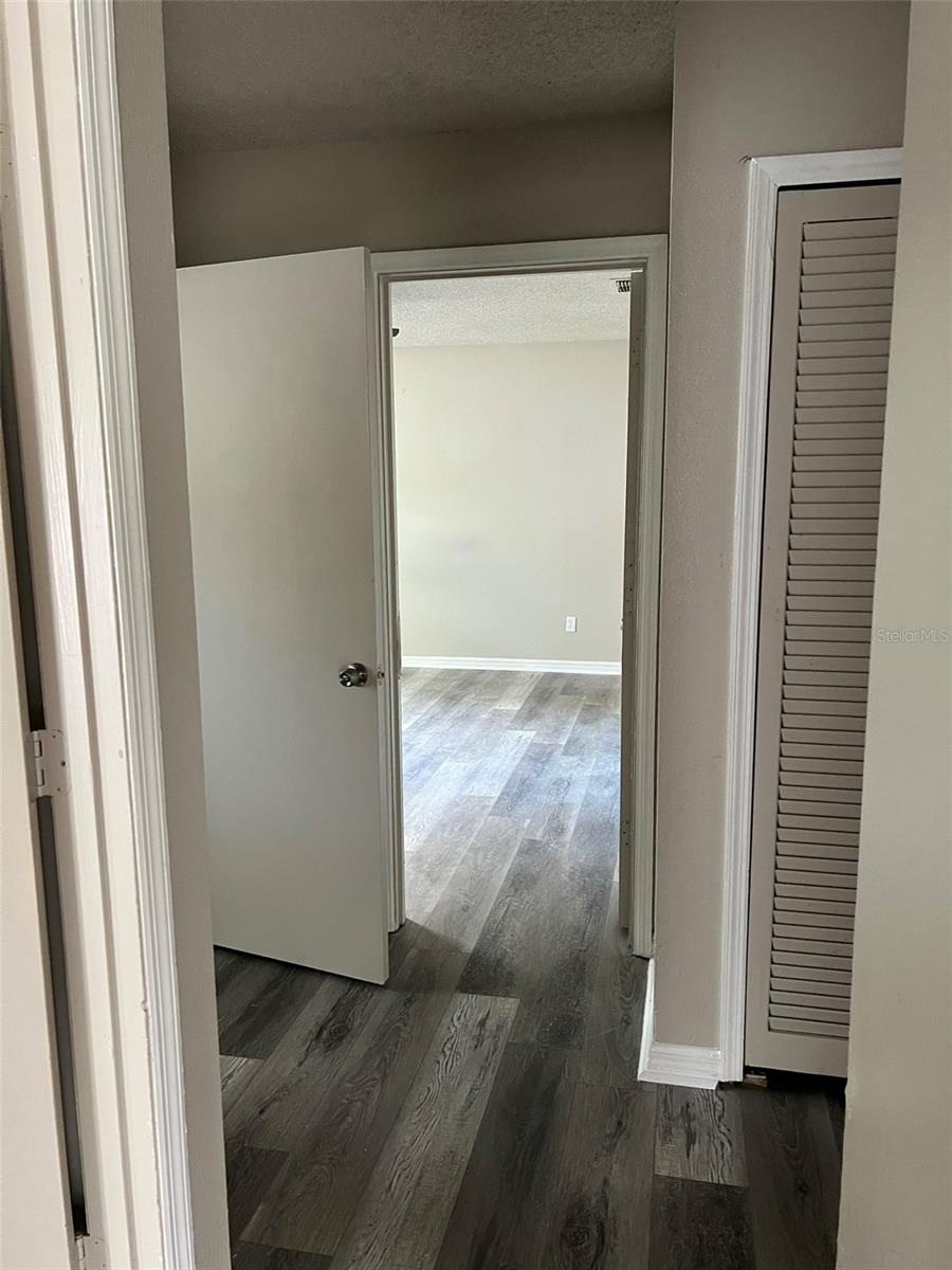 Image 7 of 29 For 319 Eaton Street