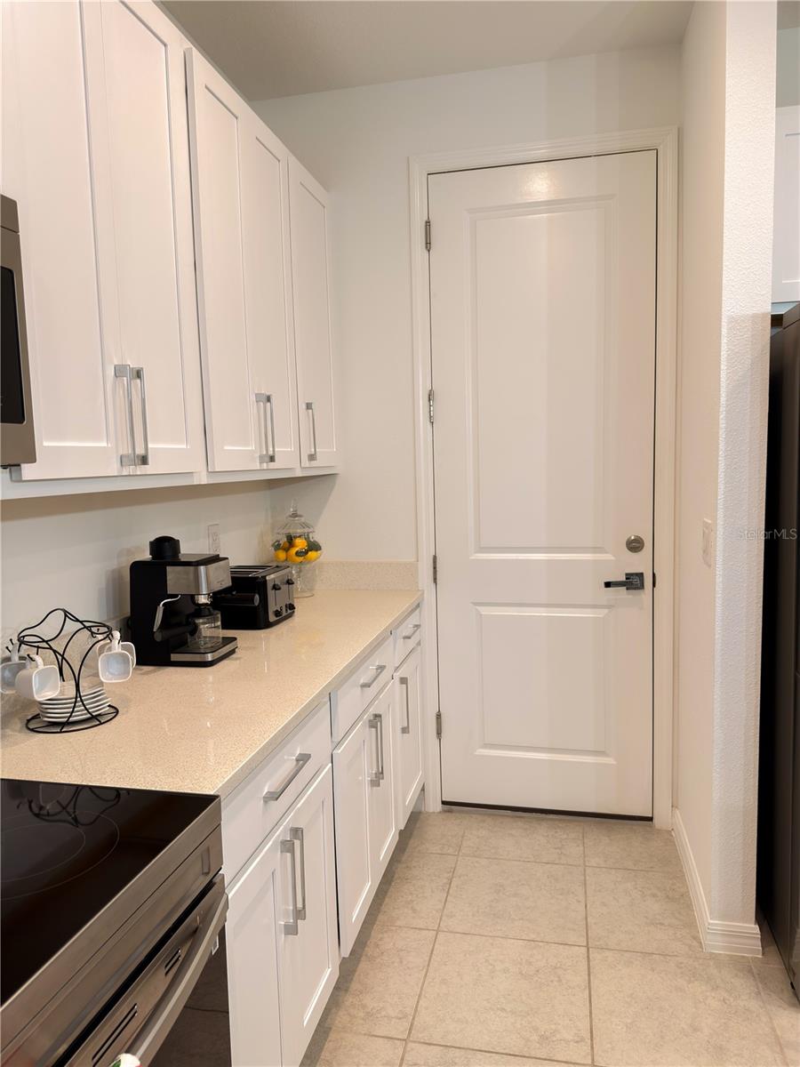 Image 14 of 43 For 646 Longboat Drive 646