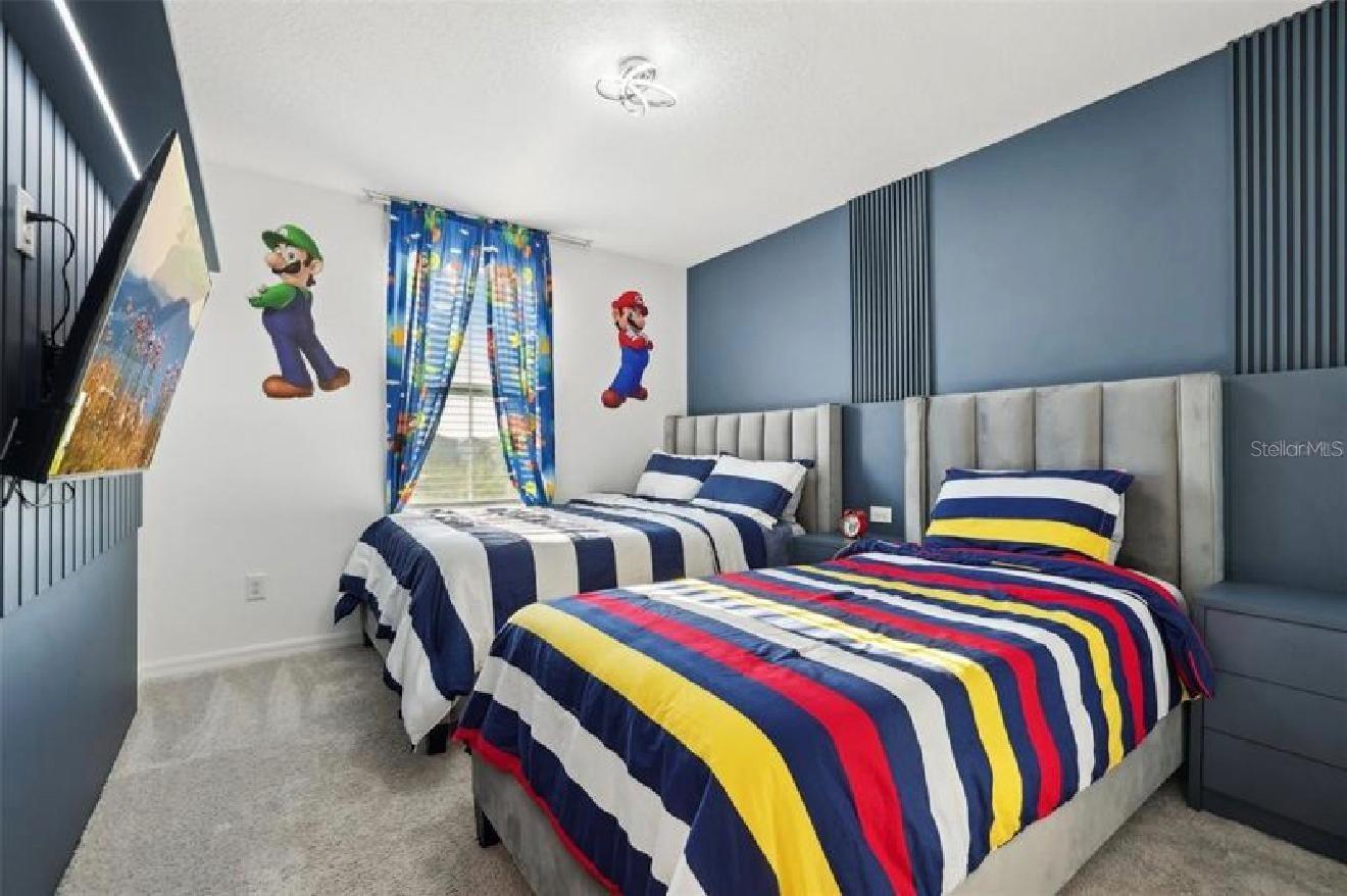 Image 23 of 43 For 646 Longboat Drive 646