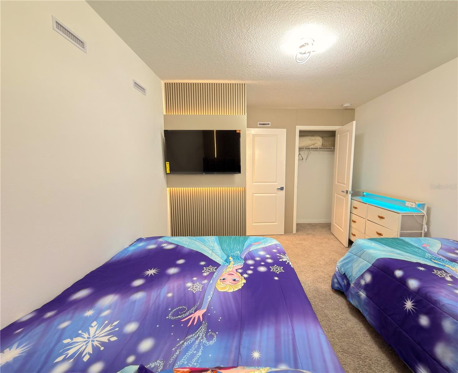 Image 29 of 43 For 646 Longboat Drive 646