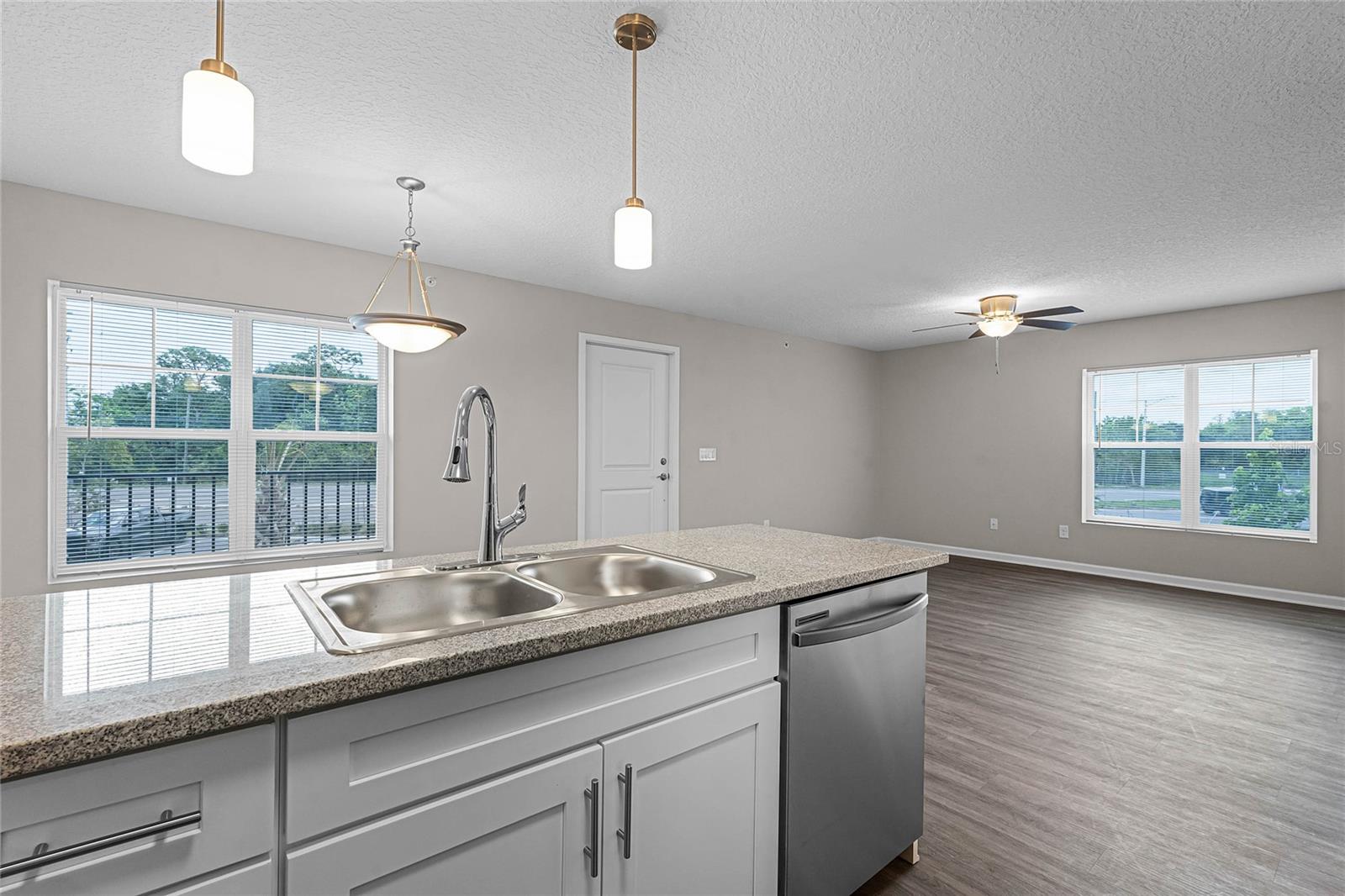 Image 2 of 20 For 1974 Goldenrod Road Road 302